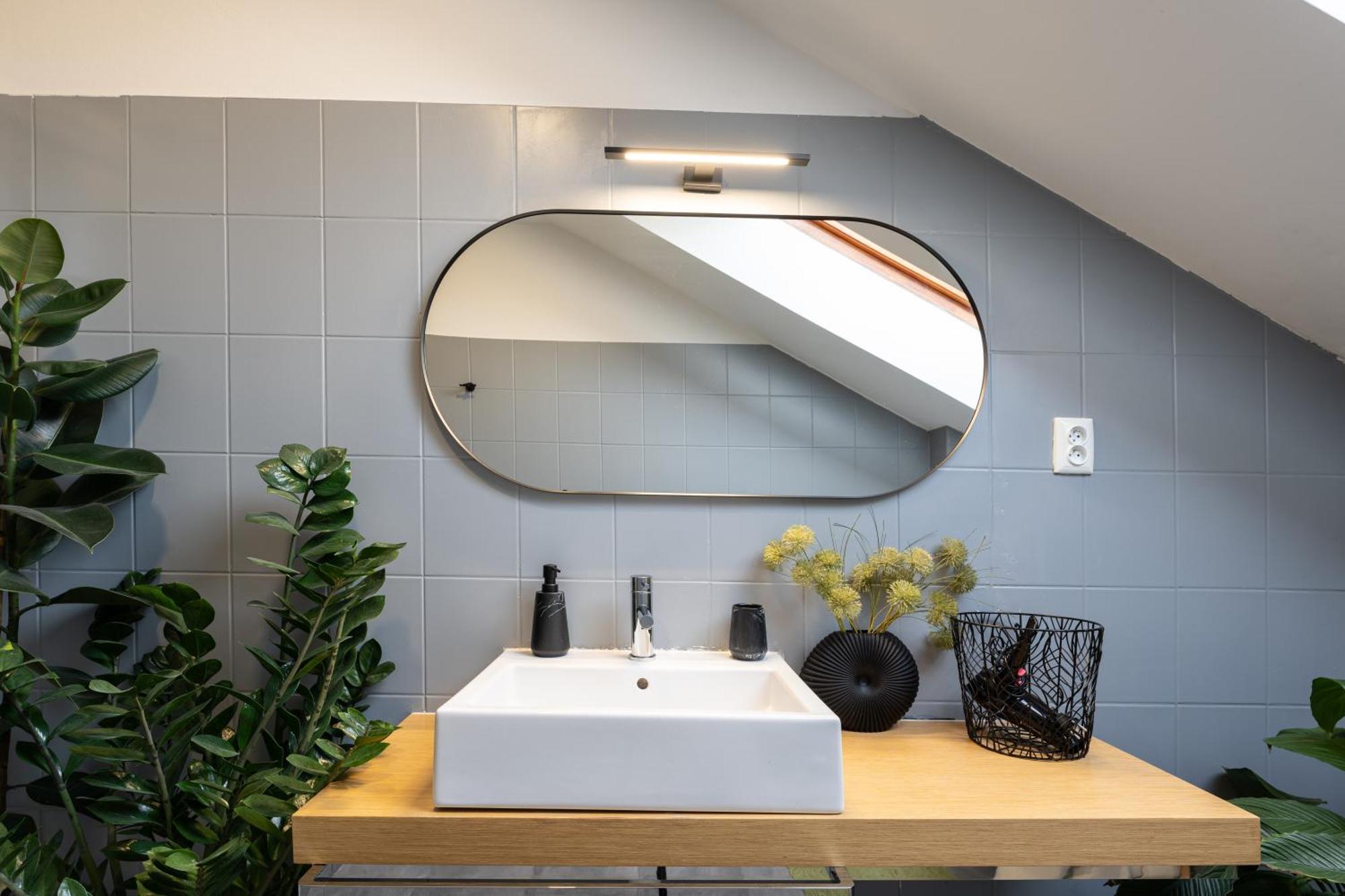 Urban Bloom Apartments By Booky ลิฟตอฟสกีมิคูลาช ภายนอก รูปภาพ