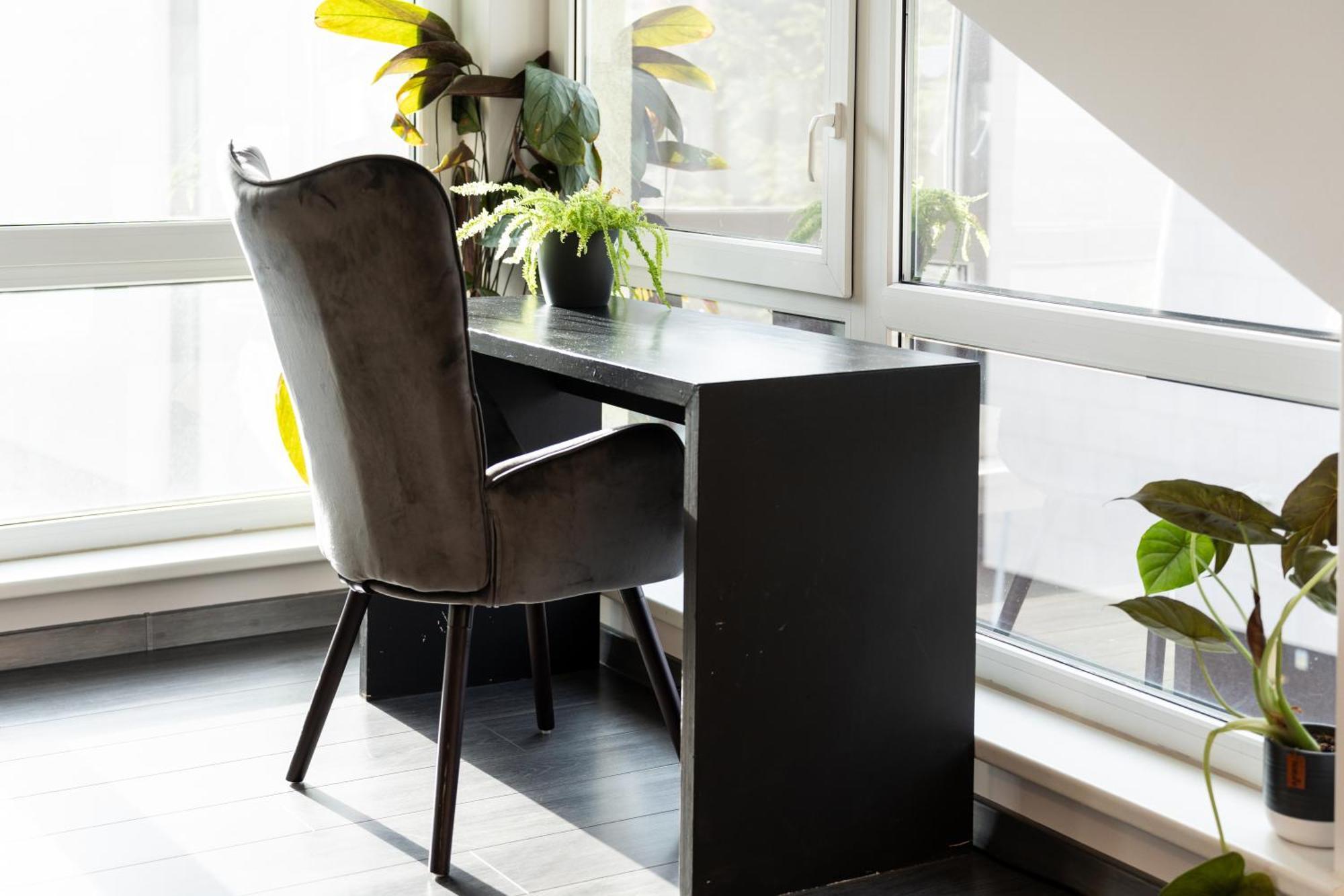 Urban Bloom Apartments By Booky ลิฟตอฟสกีมิคูลาช ภายนอก รูปภาพ