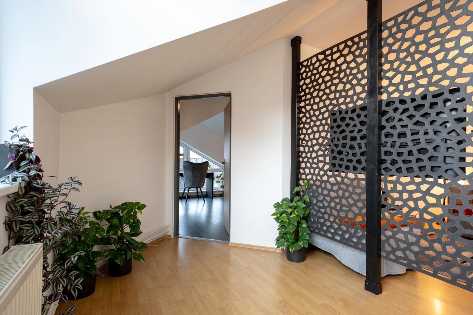 Urban Bloom Apartments By Booky ลิฟตอฟสกีมิคูลาช ภายนอก รูปภาพ